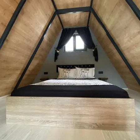 Sleek Bungalow With Heated Pool Near * Sapanca